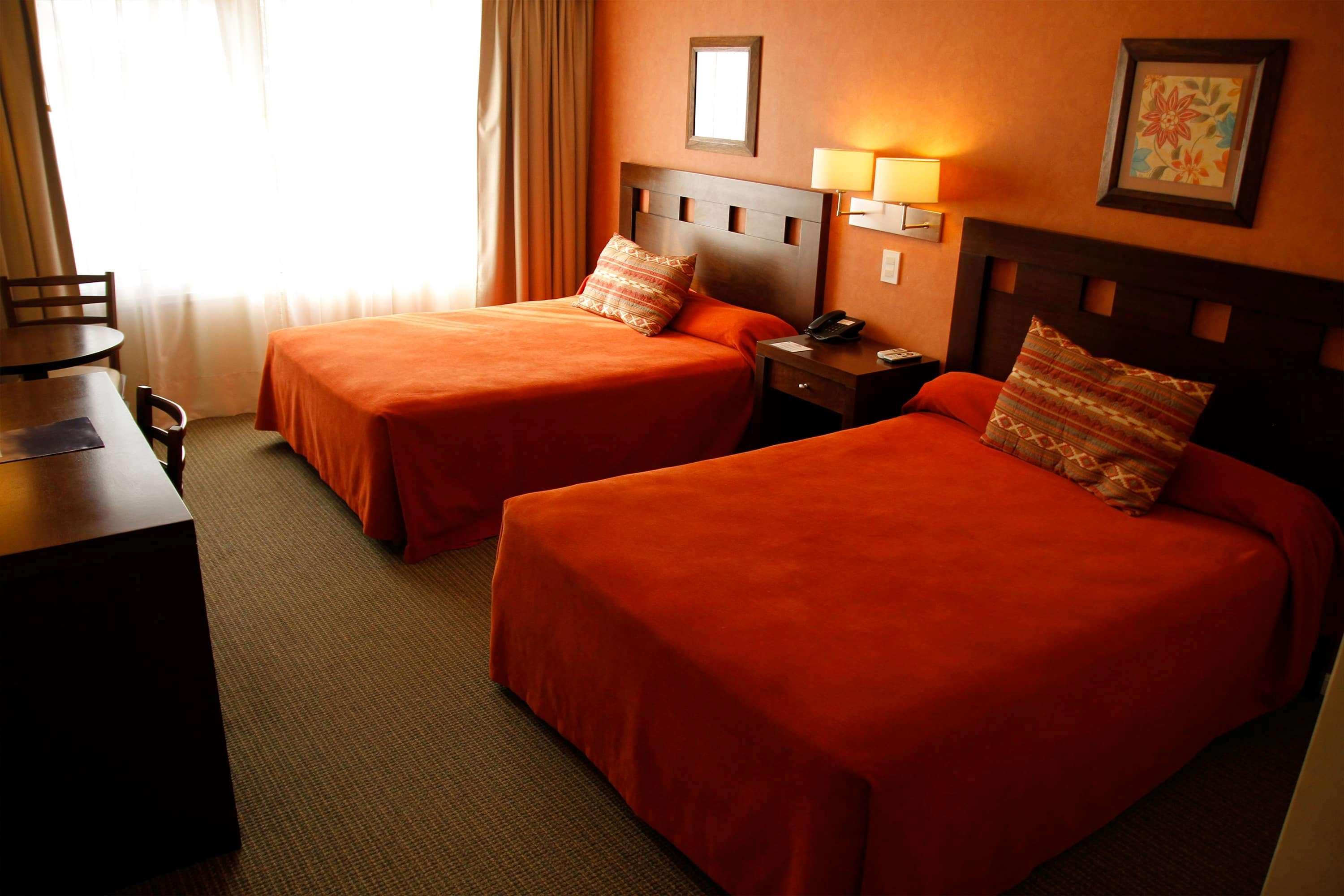 Hotel Howard Johnson Trenque Lauquen Εξωτερικό φωτογραφία