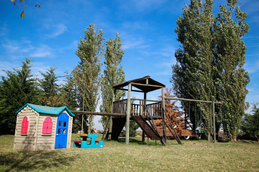 Hotel Howard Johnson Trenque Lauquen Εξωτερικό φωτογραφία